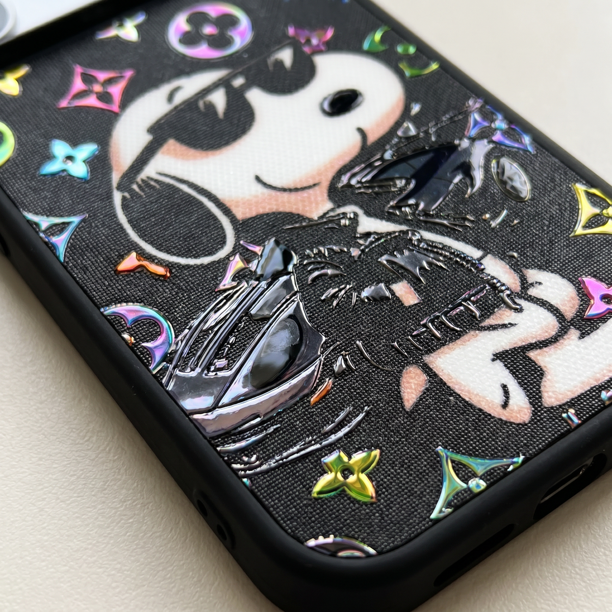 Aurora Finish™ iPhoneケース MagSafe対応 26076-8
